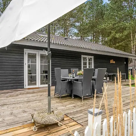 Holiday home 3 Bedroom Gorgeous In Rdby *