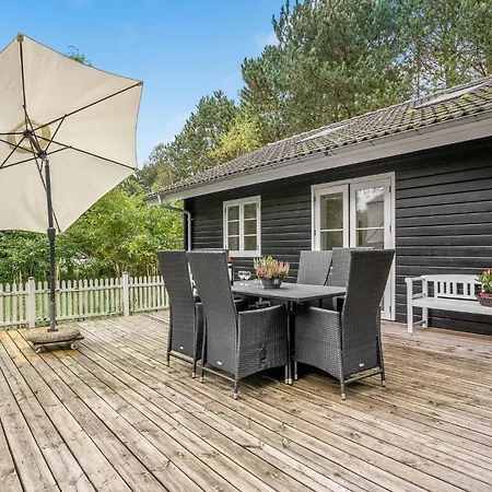 3 Bedroom Gorgeous In Rdby *